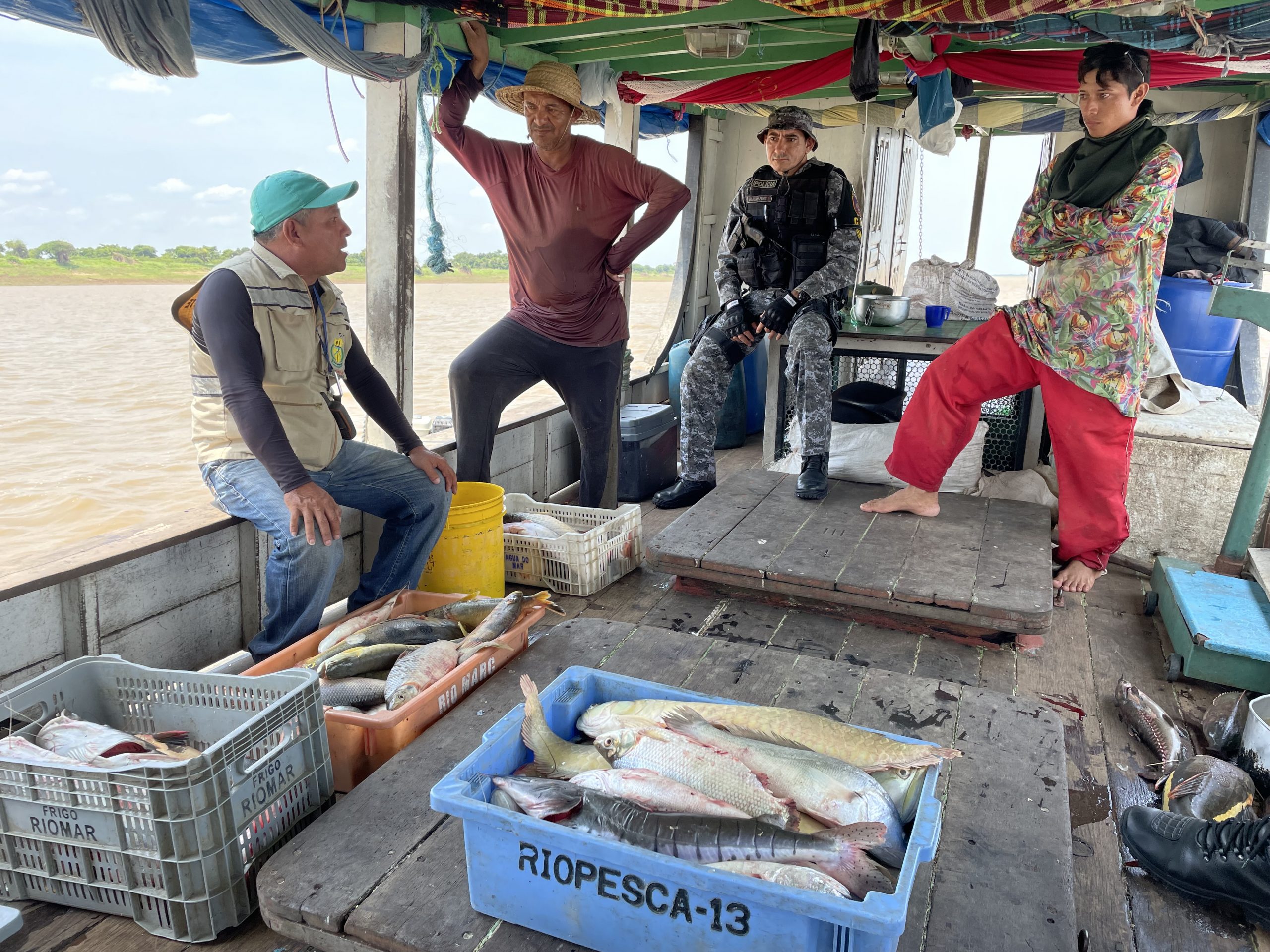 Prefeitura de Barreirinha, Polícia Militar e Ministério Público realizam fiscalização para coibir pesca irregular no município 