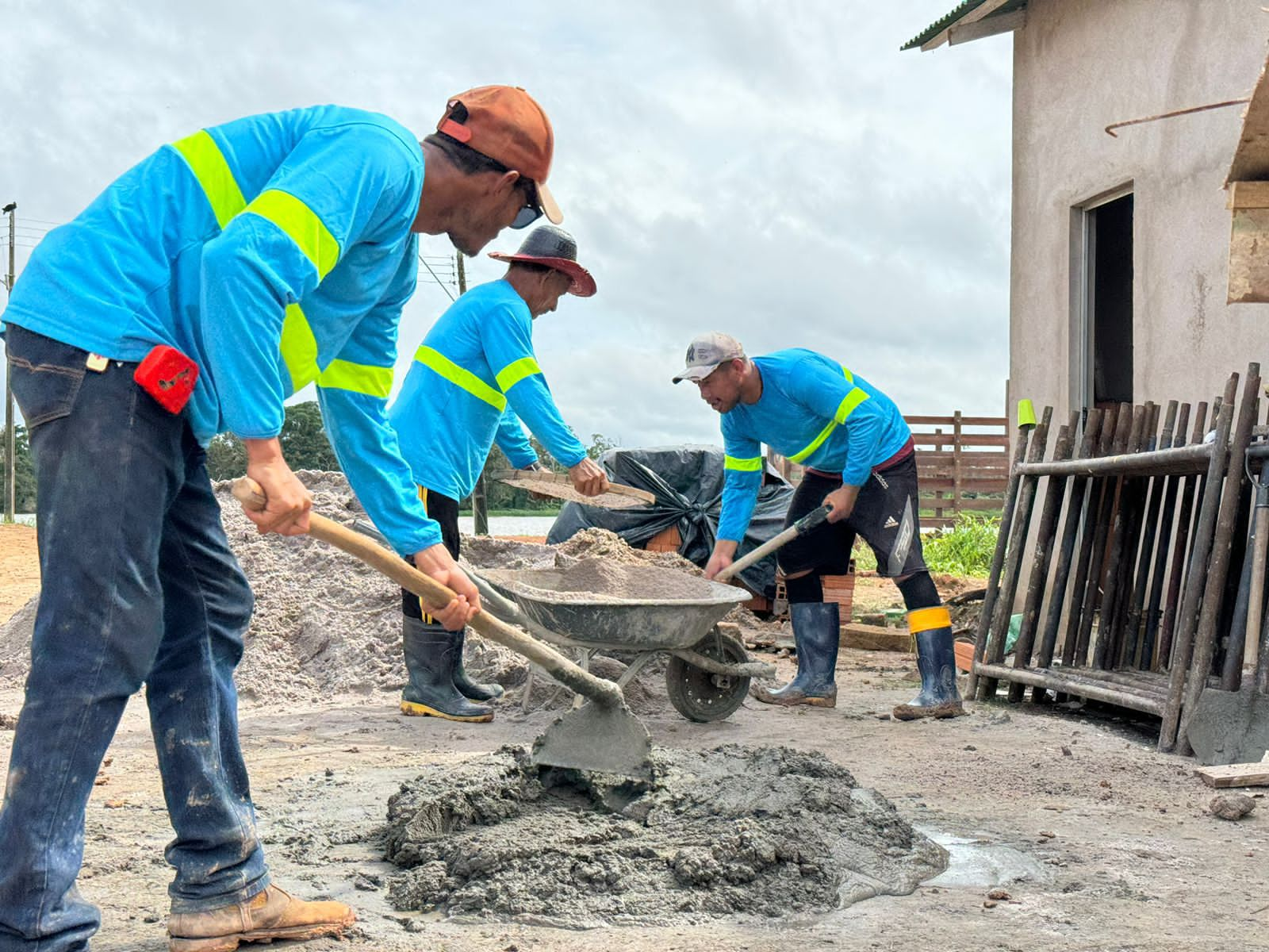 Prefeitura de Barreirinha intensifica reforma e ampliação do matadouro municipal